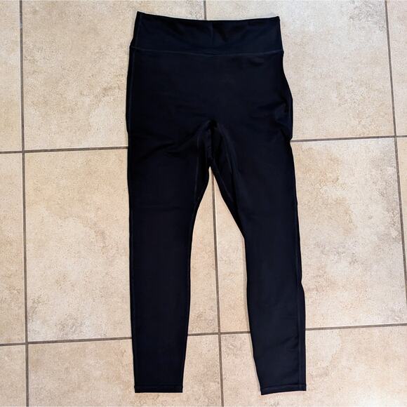 Fabletics Anywhere Motion365+ High-Waisted Legging - Black - Large - Picture 2 of 8